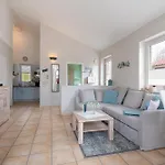 Suedstrand Haus 18 *