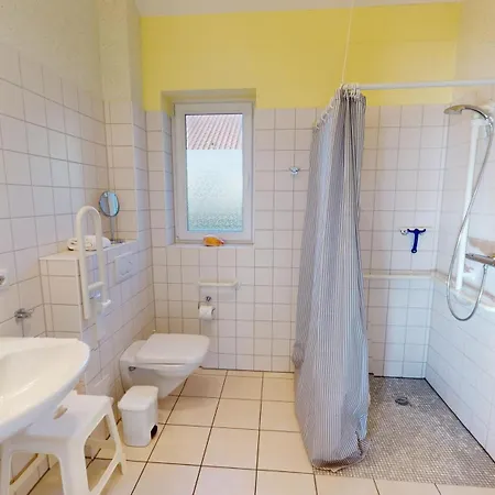Ferienhaus Südstrand Haus 18 *