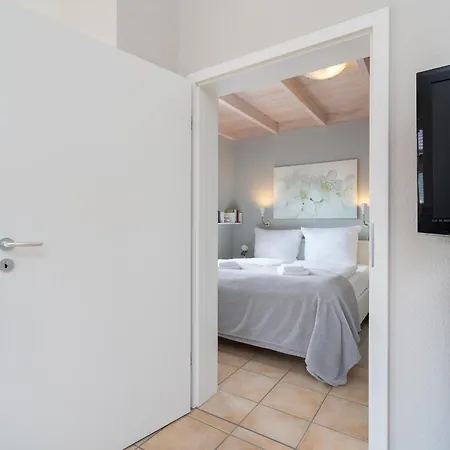 Suedstrand Haus 18 Semesterbostad